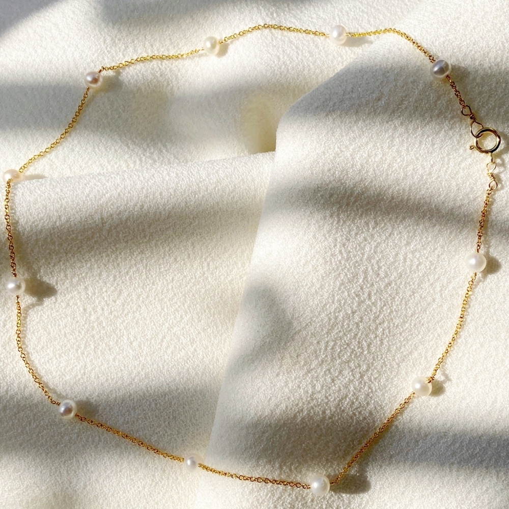 Elegant Gold-filled Chain Necklace with Real Pearls – Timeless Luxury